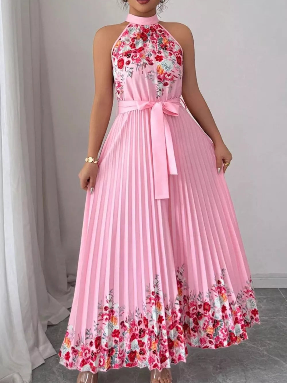 Halter Neck Floral Print Pleated Maxi Dress, side view