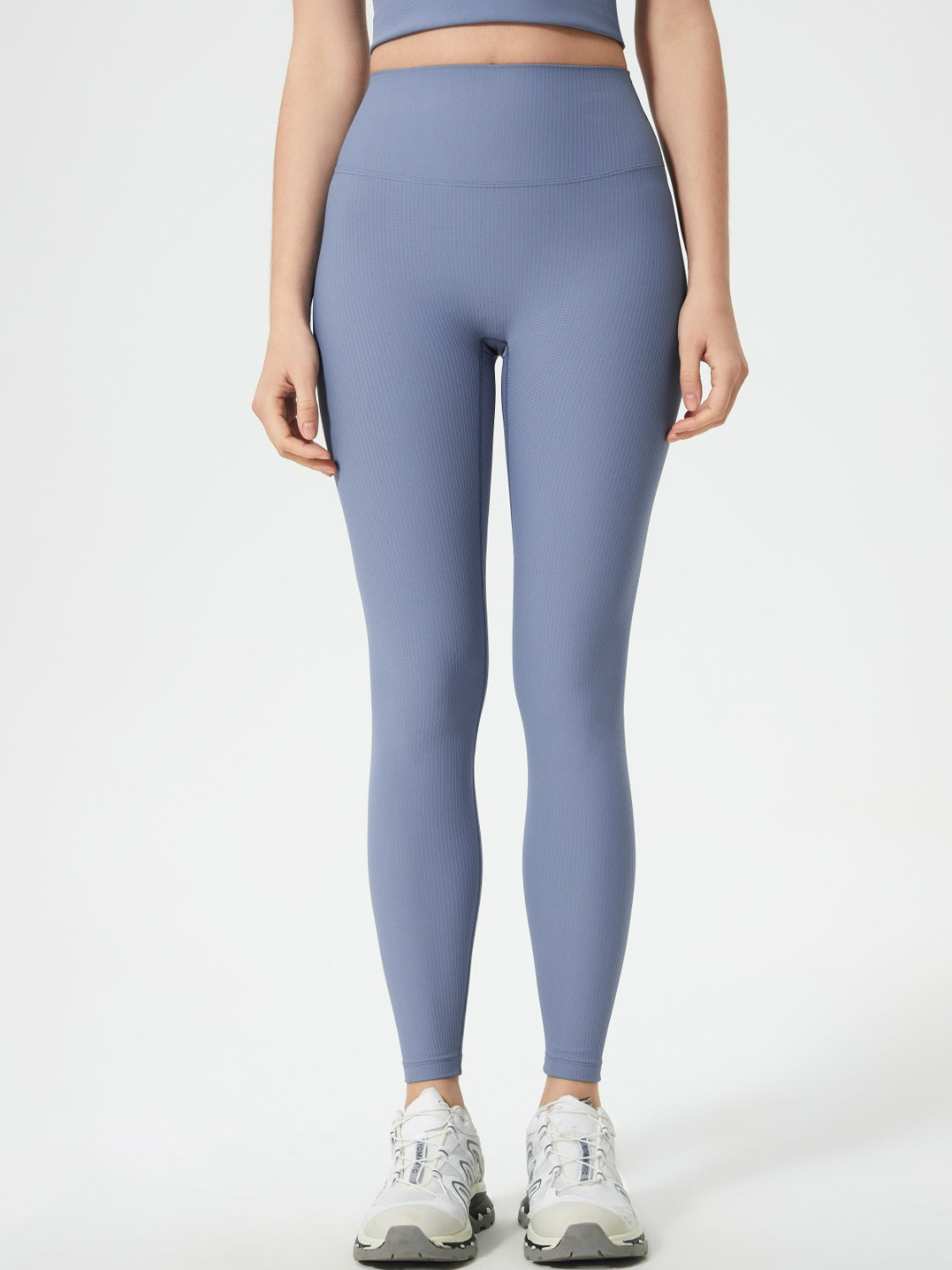 Ribbed high-waist leggings in light blue, full length, with a sculpted fit.