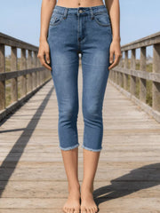Sky blue cotton capri jeans with raw hem and pockets