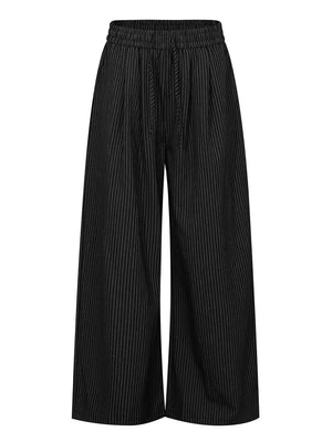 Men's Striped Wide-leg Drawstring Pants in Gray, close-up detail