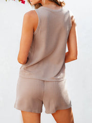 Chic sleeveless coord set in blush pink, Vonili.
